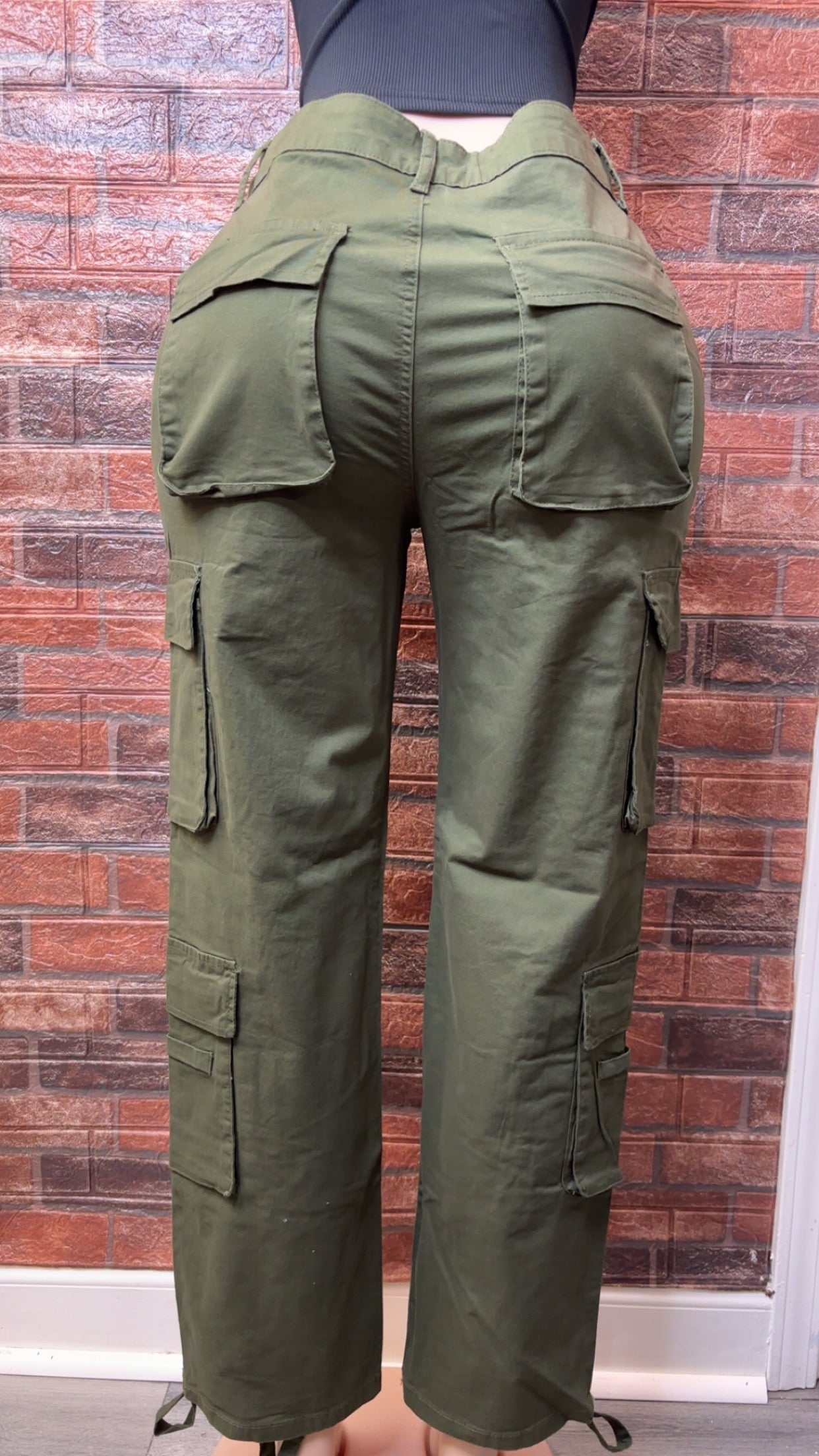Olive Cargos